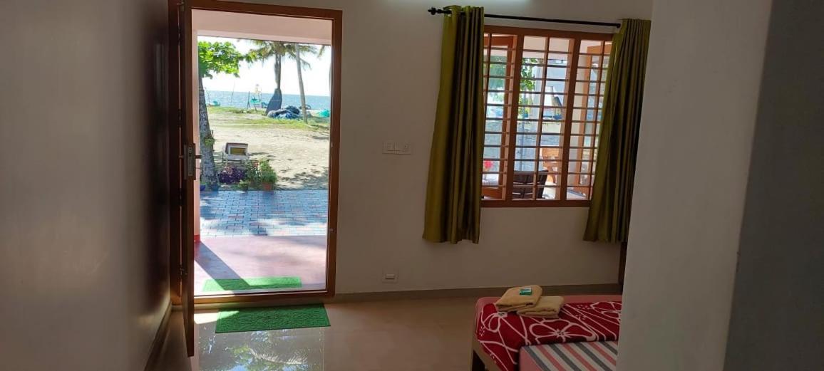 Marari Anna Beach Homestay Mararikulam Eksteriør billede